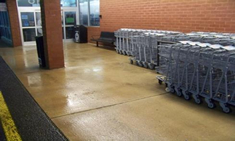 grocery store power washing